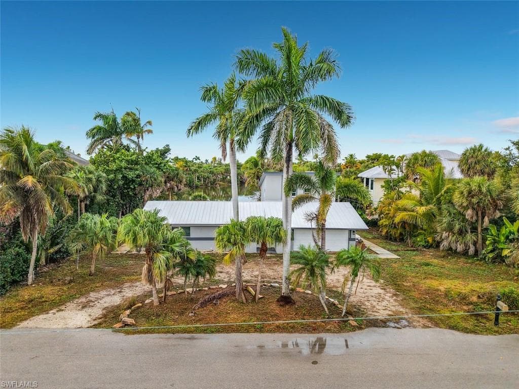 3784 Coquina DR-39