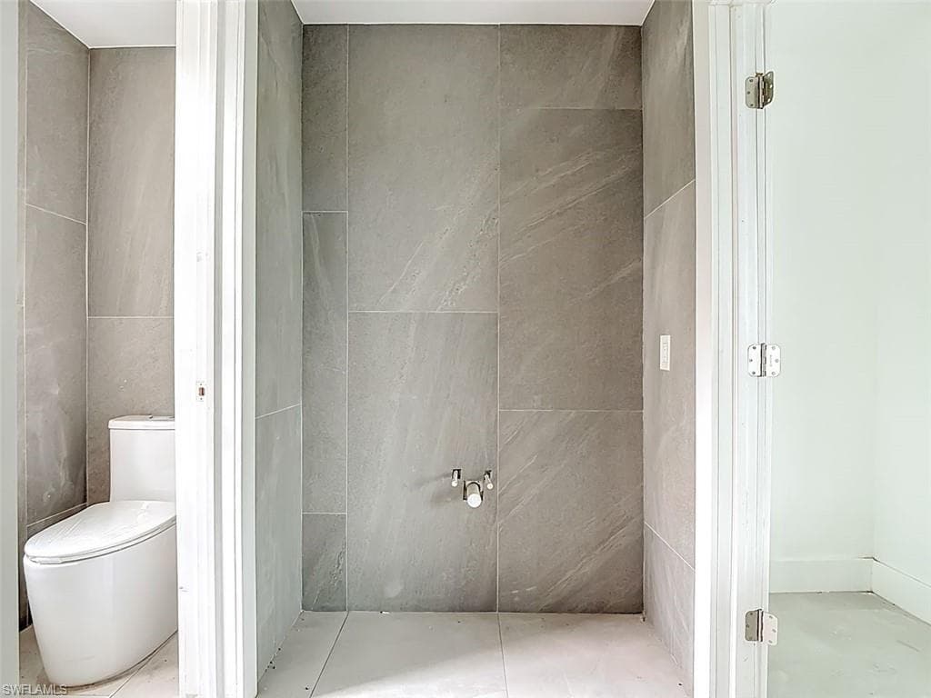 497 Lake Murex CIR, SANIBEL FL 33957-26