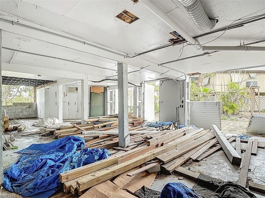 497 Lake Murex CIR, SANIBEL FL 33957-36