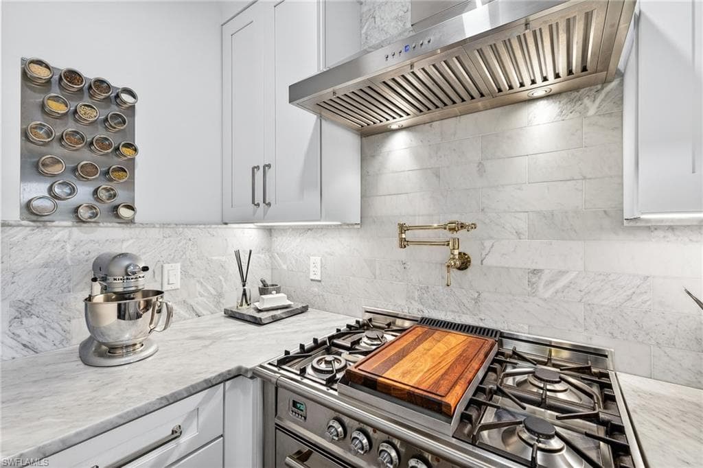 1973 Wild Lime DR, SANIBEL FL 33957-22