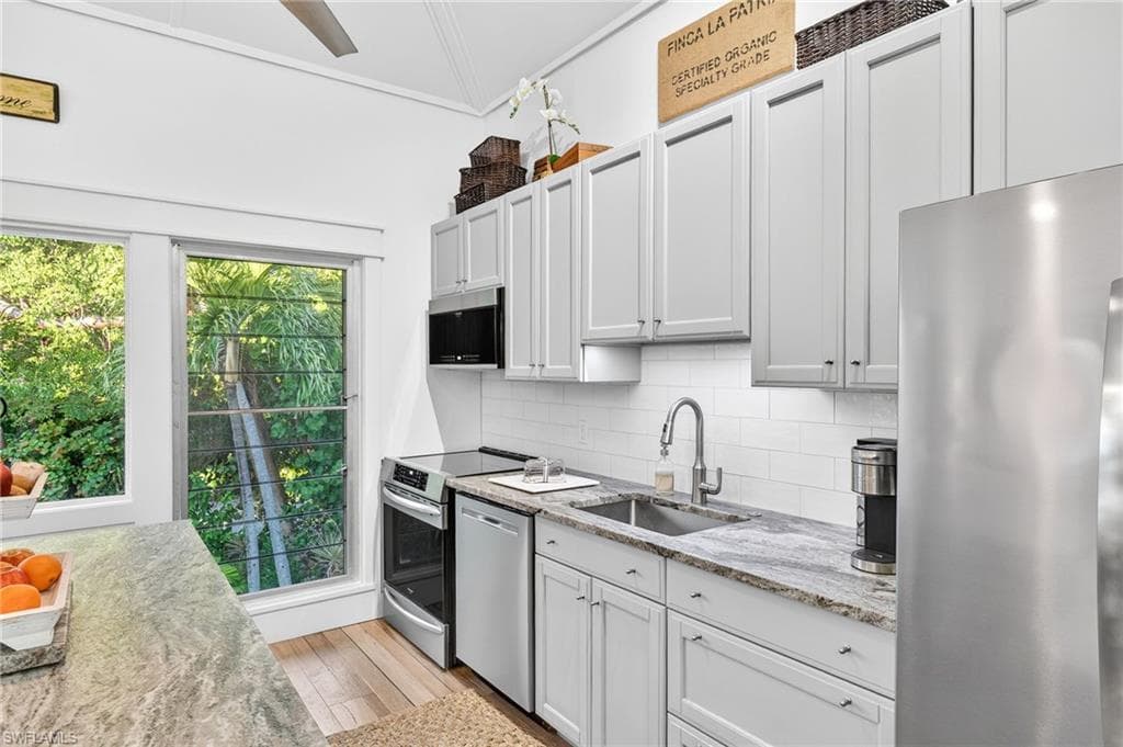 1973 Wild Lime DR, SANIBEL FL 33957-25