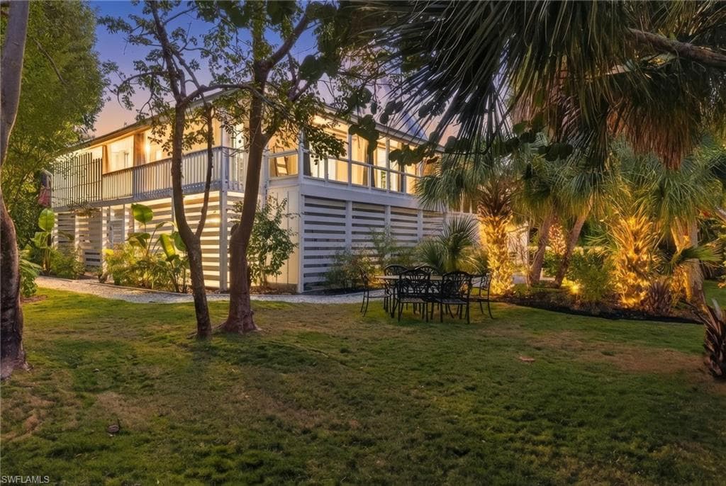 1973 Wild Lime DR, SANIBEL FL 33957-4