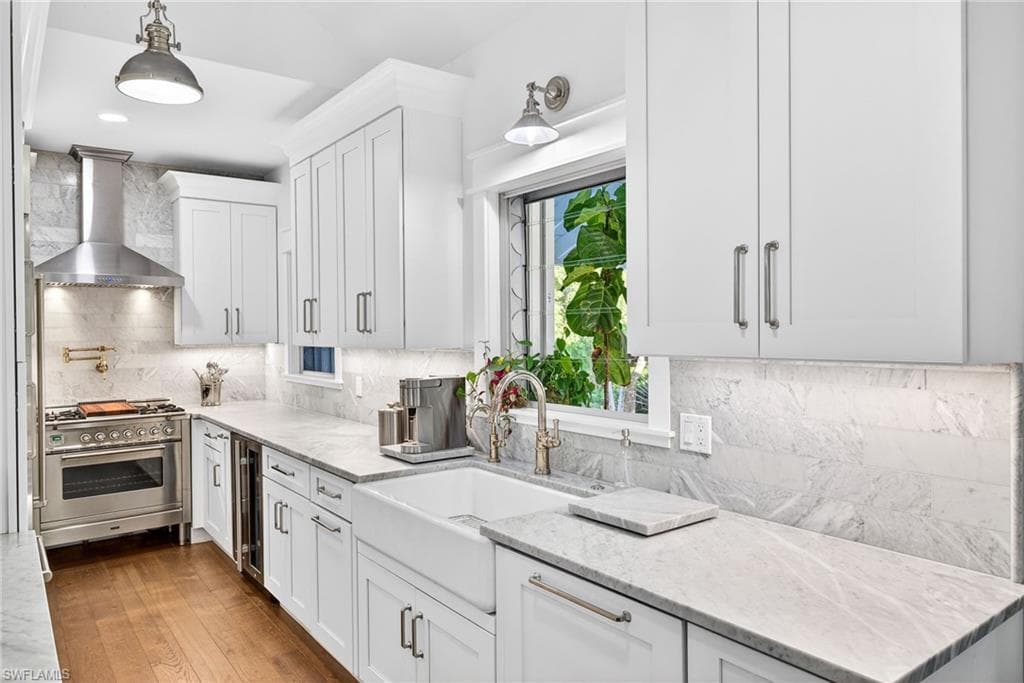 1973 Wild Lime DR, SANIBEL FL 33957-19