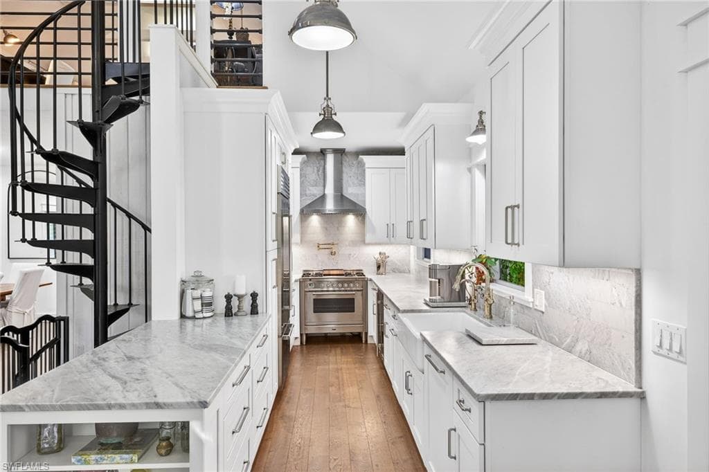 1973 Wild Lime DR, SANIBEL FL 33957-17