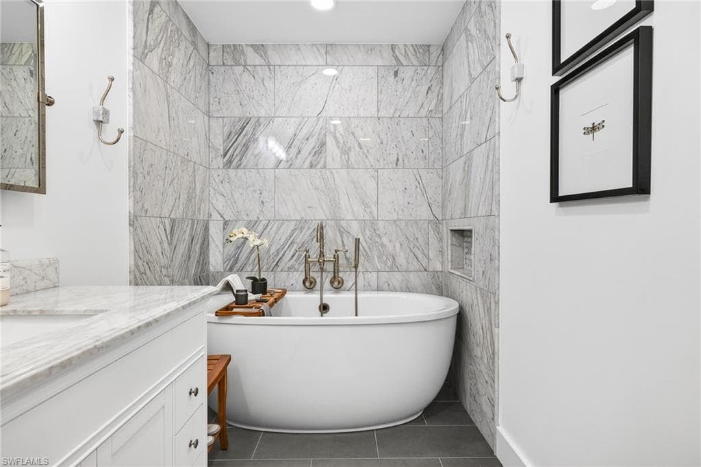 1973 Wild Lime DR, SANIBEL FL 33957-39