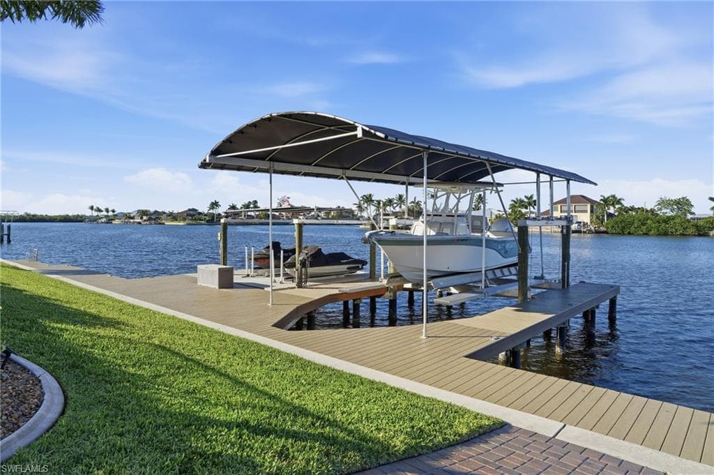 891 W Cape Estates CIR, CAPE CORAL FL 33993-1