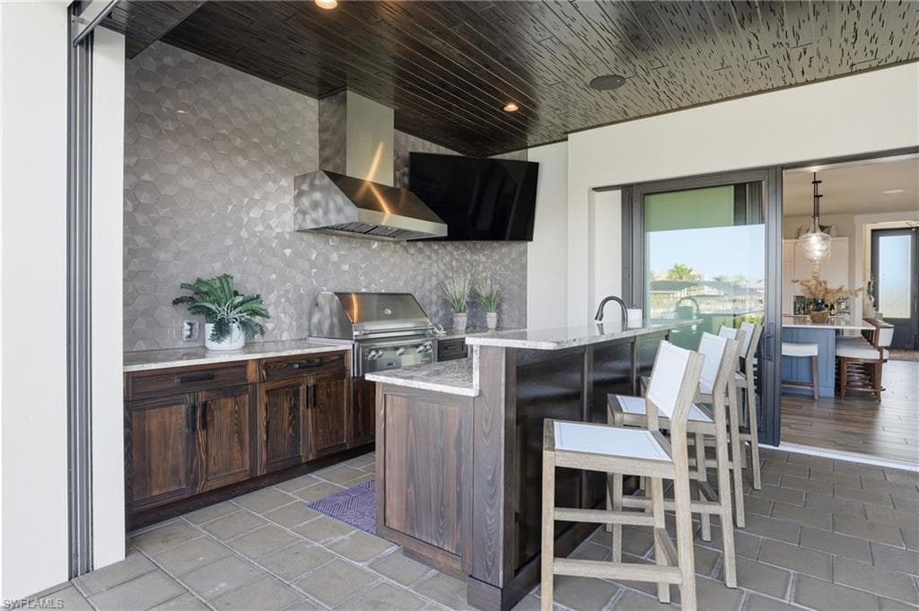 891 W Cape Estates CIR, CAPE CORAL FL 33993-2