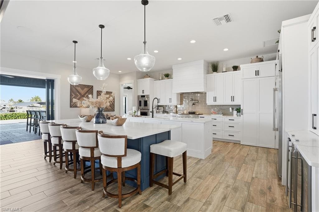 891 W Cape Estates CIR, CAPE CORAL FL 33993-8