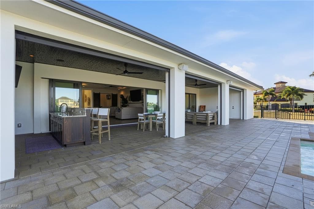 891 W Cape Estates CIR, CAPE CORAL FL 33993-32