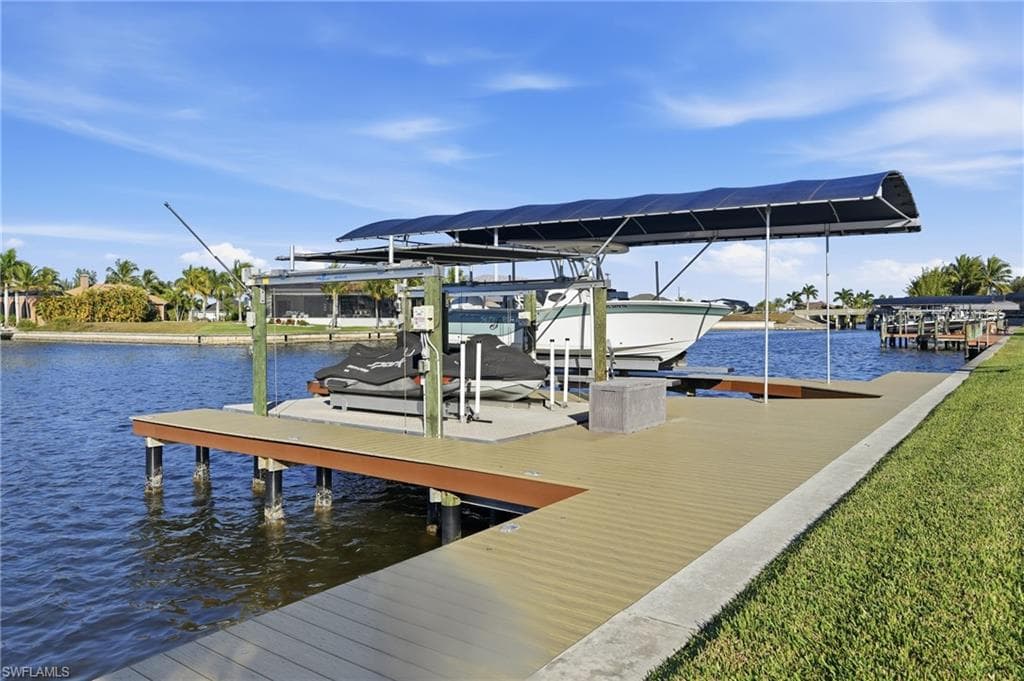 891 W Cape Estates CIR, CAPE CORAL FL 33993-39