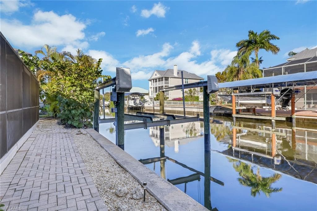 1282 Belaire CT W, NAPLES FL 34110-36