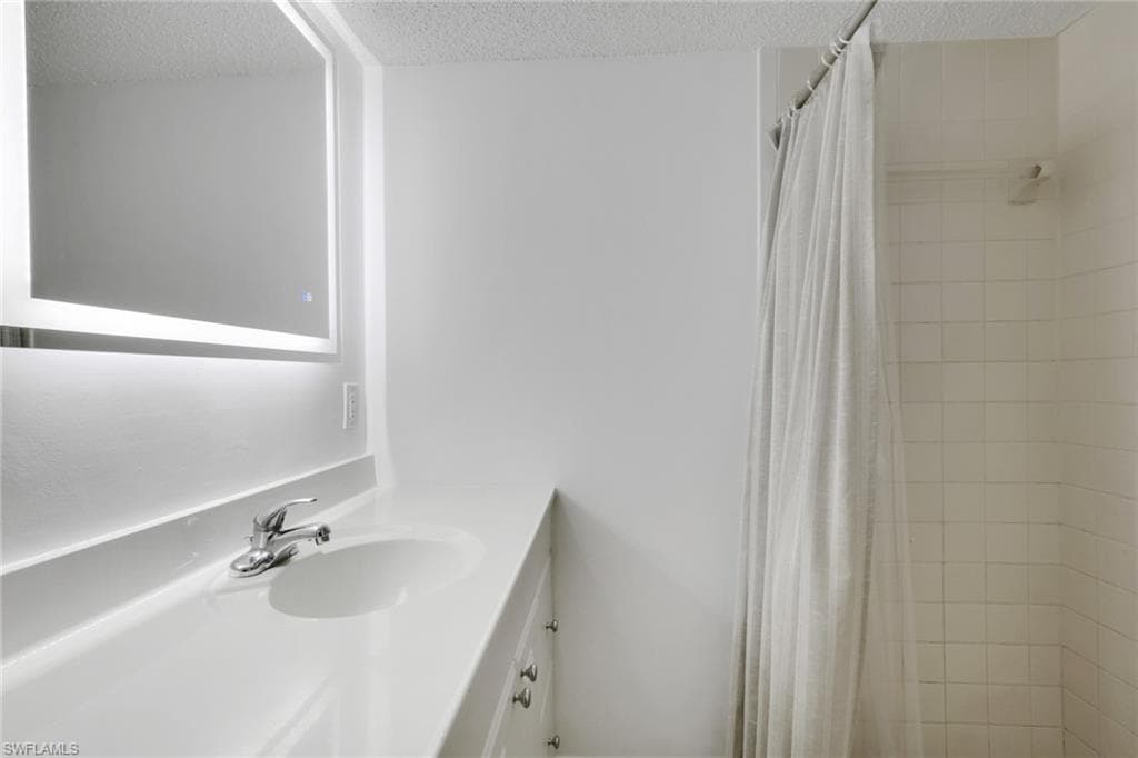 9395 Pennsylvania AVE # 25, BONITA SPRINGS FL 34135-17