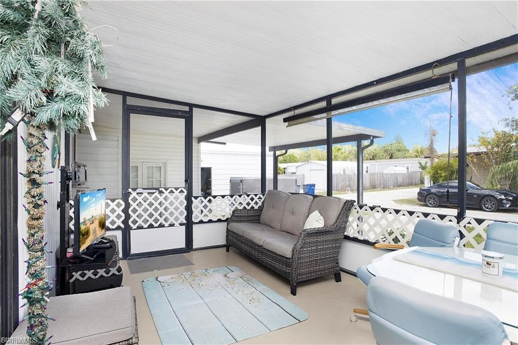 21141 Cypress Park CIR, ESTERO FL 33928-6