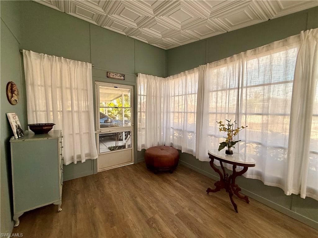 158 Seven Seas WAY # 158, NAPLES FL 34104-16