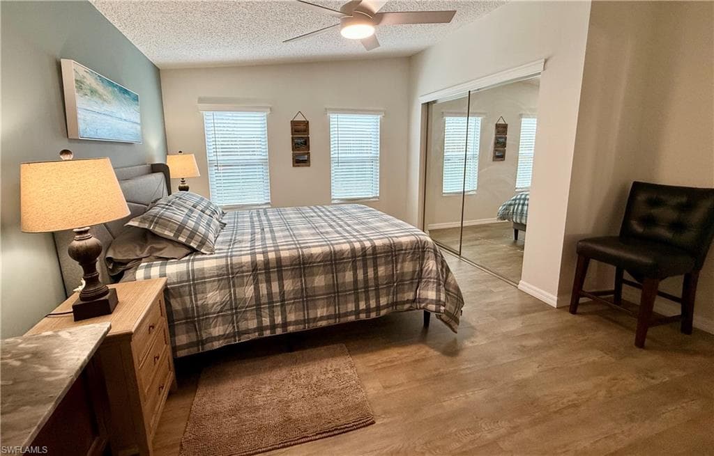 158 Seven Seas WAY # 158, NAPLES FL 34104-7