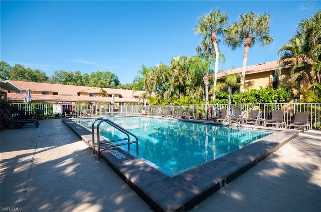 9845 Citadel LN # 207, BONITA SPRINGS FL 34135-29