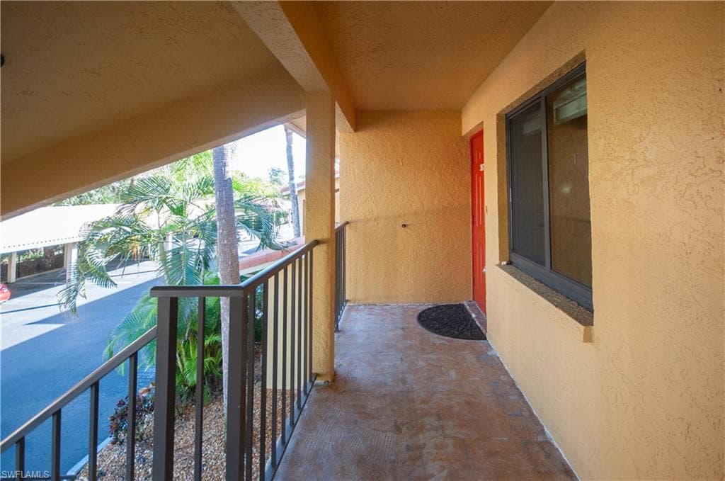 9845 Citadel LN # 207, BONITA SPRINGS FL 34135-3