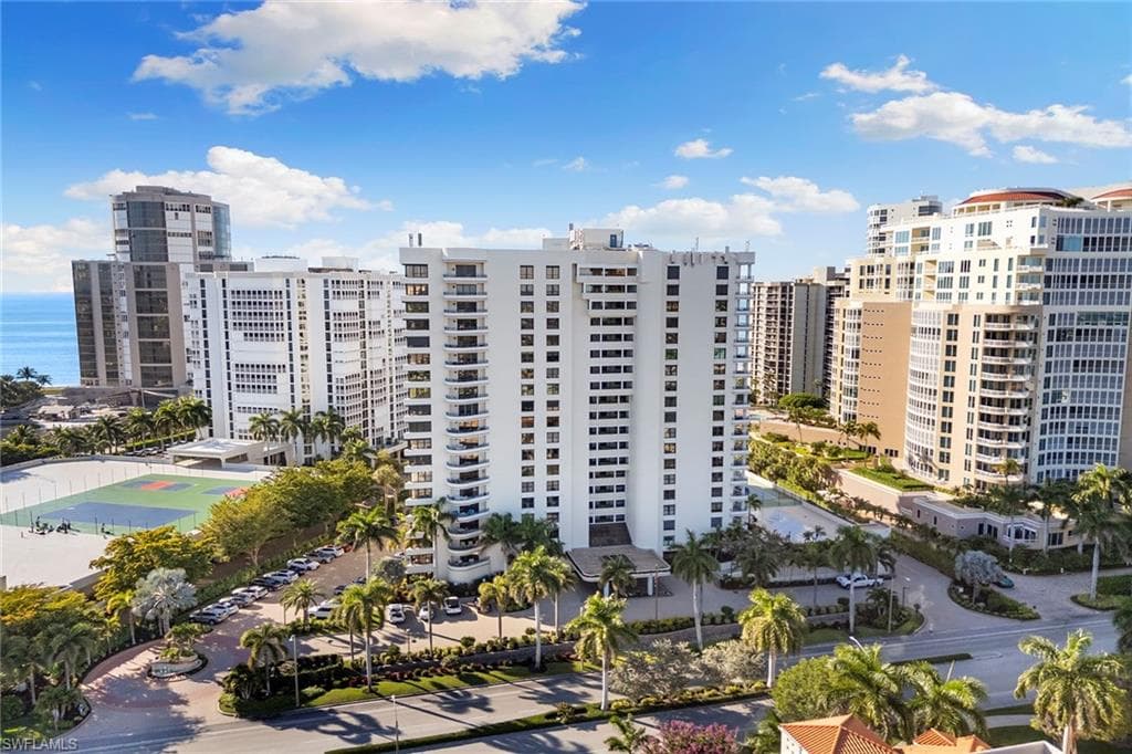 4451 Gulf Shore BLVD N 1704-27