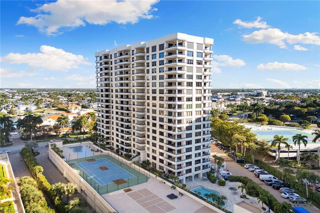 4451 Gulf Shore BLVD N 1704-47