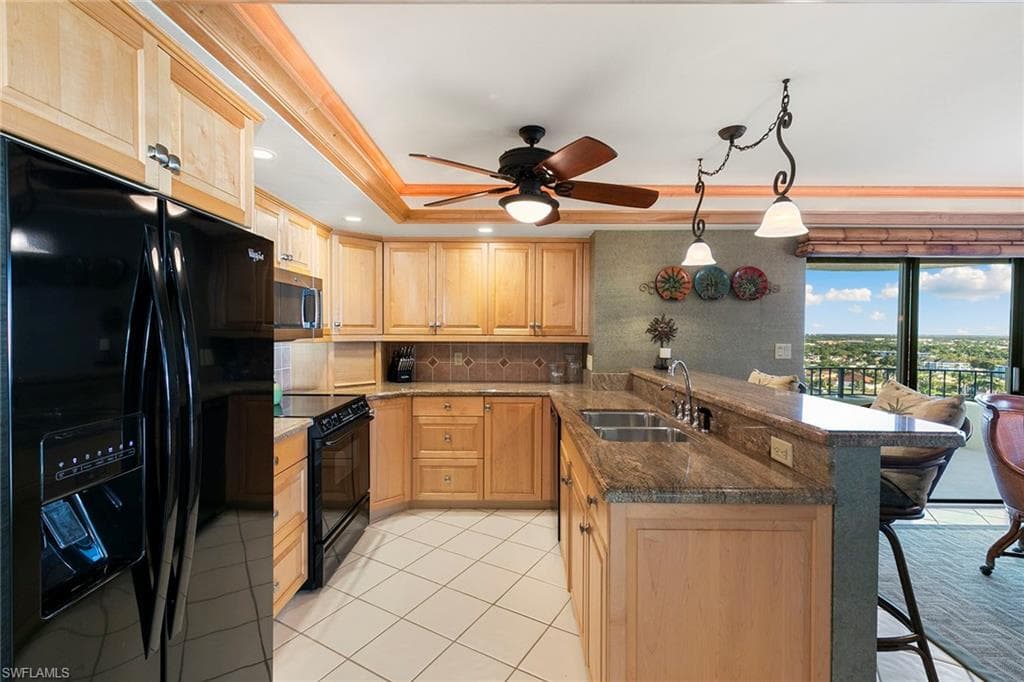 4451 Gulf Shore BLVD N 1704-32