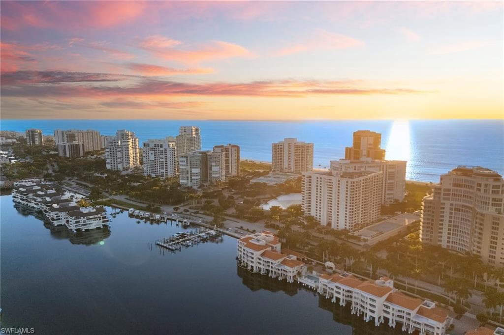 4451 Gulf Shore BLVD N 1704-20
