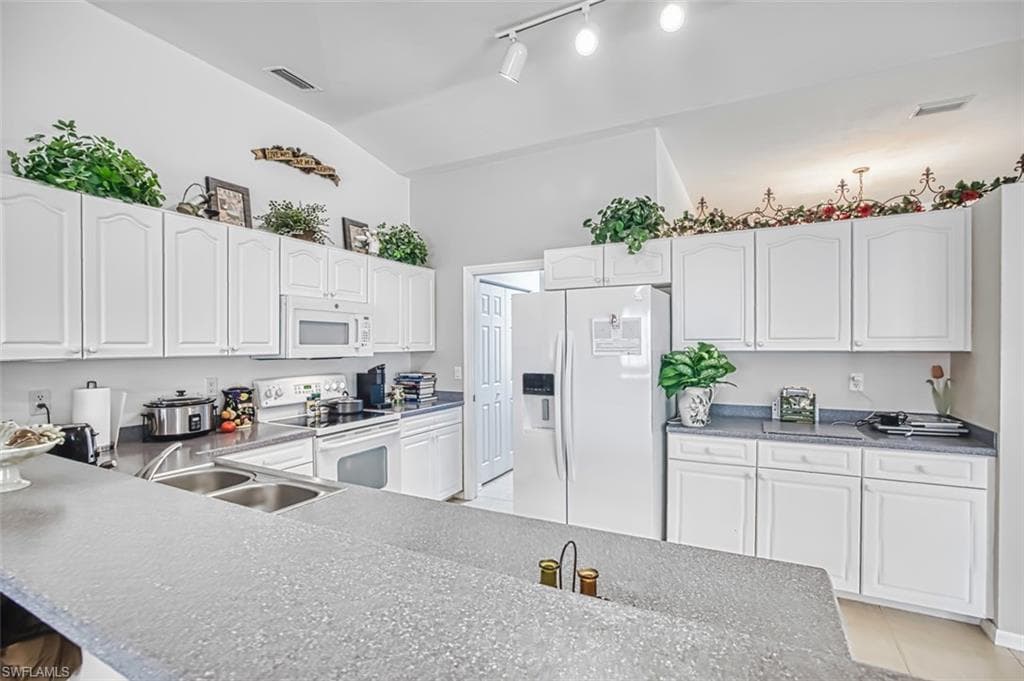 13867 Lazy LN, FORT MYERS FL 33905-16