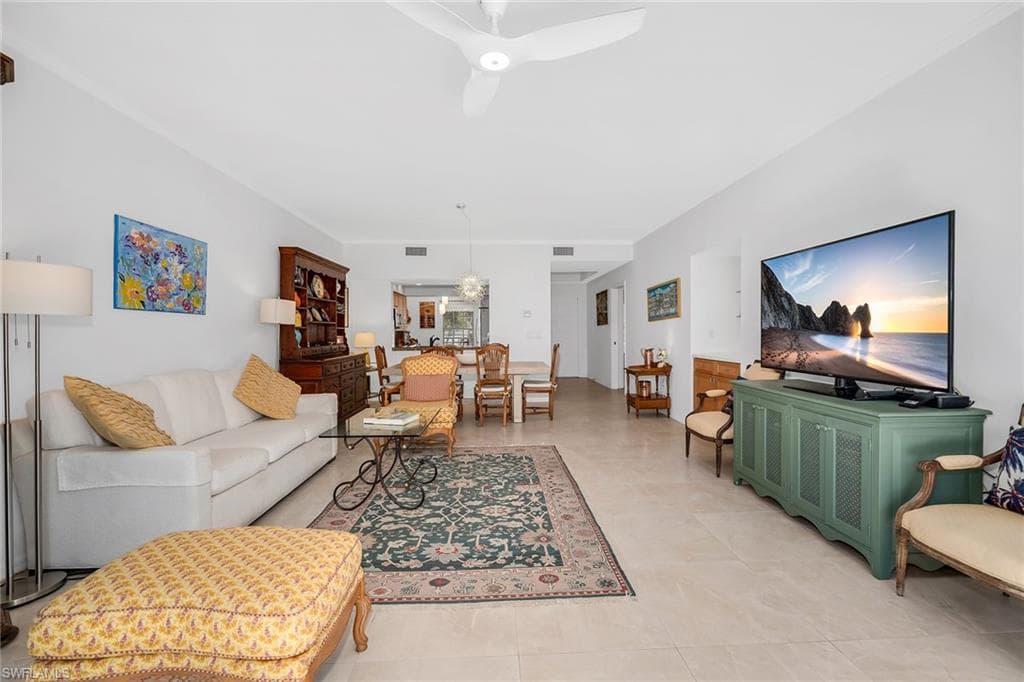 322 Sugar Pine LN # 322, NAPLES FL 34108-8