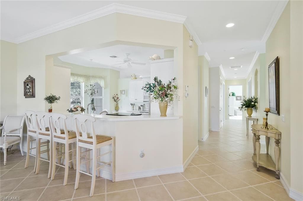 5025 Blauvelt WAY # 202, NAPLES FL 34105-5