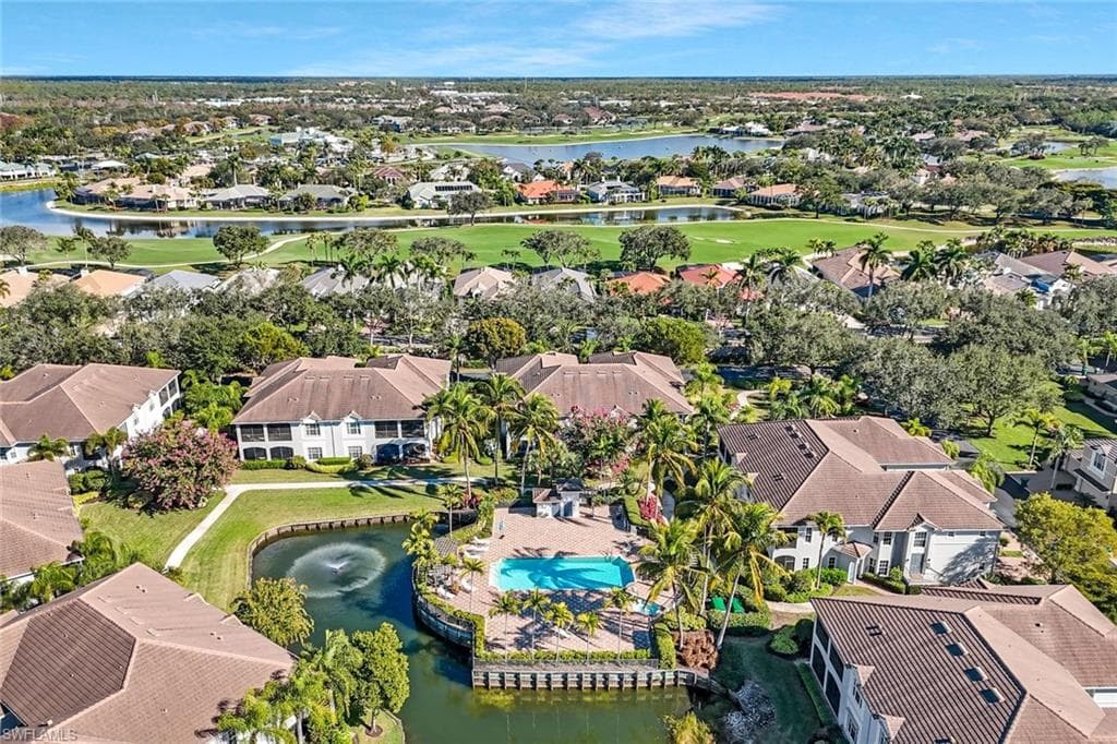 5025 Blauvelt WAY # 202, NAPLES FL 34105-24