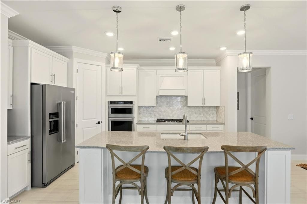 19648 Aqua View LN, FORT MYERS FL 33913-12