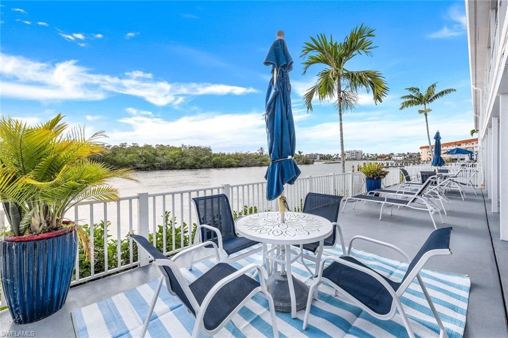 1170 Edington PL # A1, MARCO ISLAND FL 34145-19