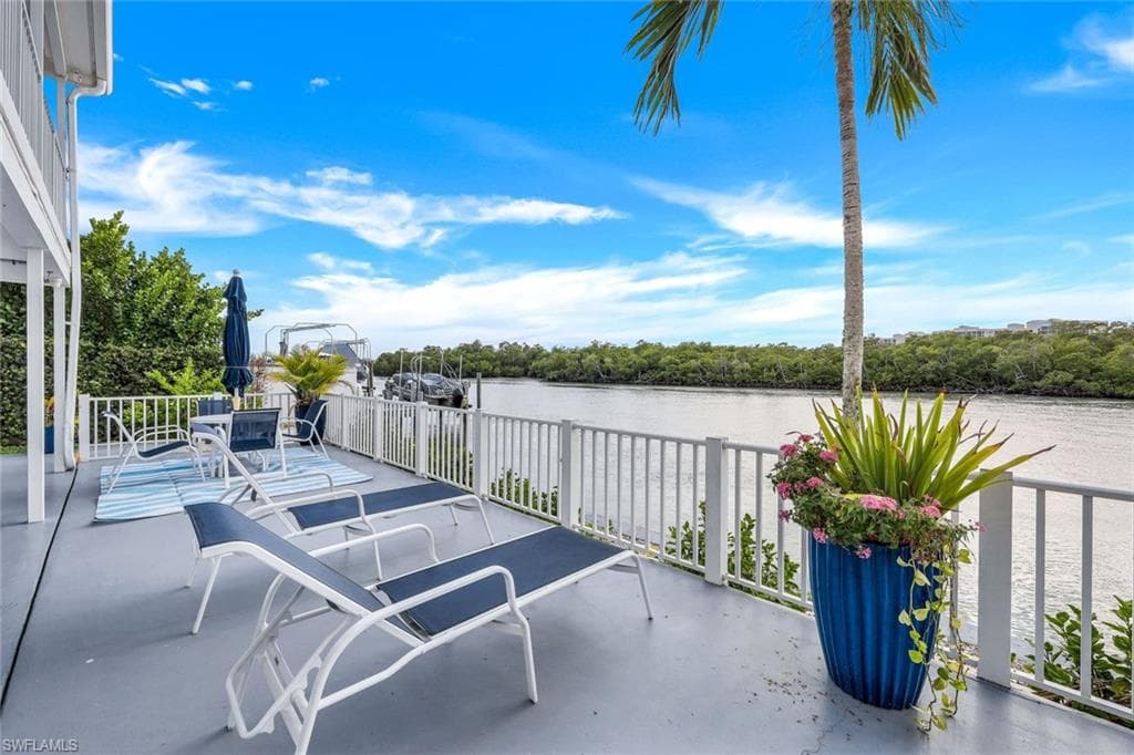 1170 Edington PL # A1, MARCO ISLAND FL 34145-20