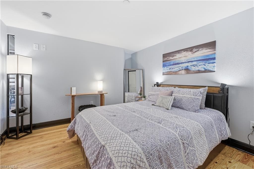 2260 1st ST 210-15