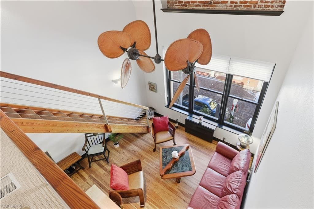 2260 1st ST 210-4