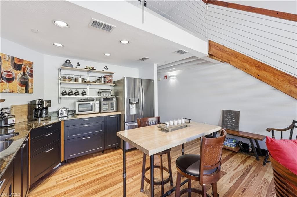 2260 1st ST 210-8
