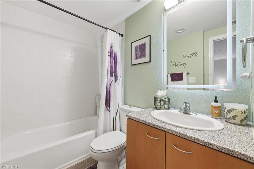 2260 1st ST 210-18