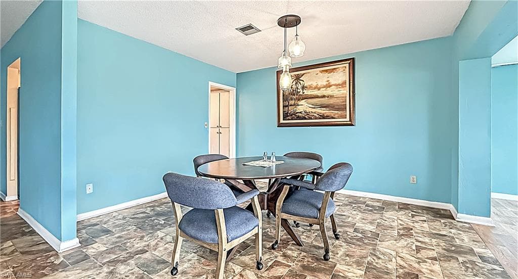 218 Fireside CT, LEHIGH ACRES FL 33936-4