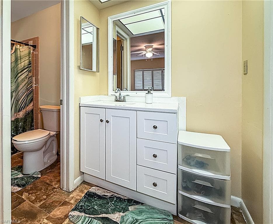 218 Fireside CT, LEHIGH ACRES FL 33936-9