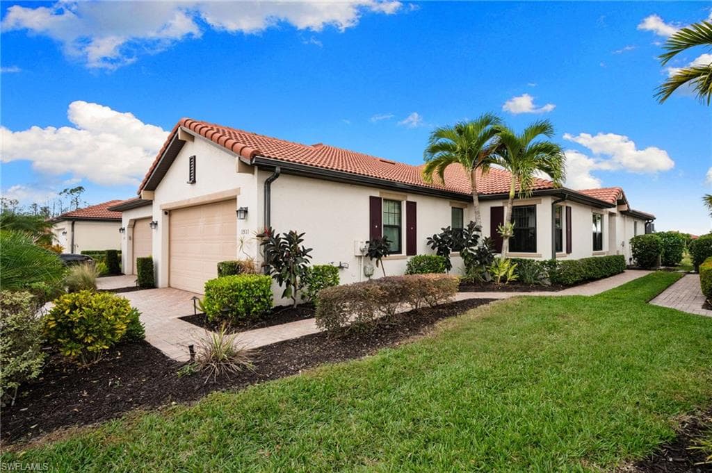 1511 Oceania DR S-1