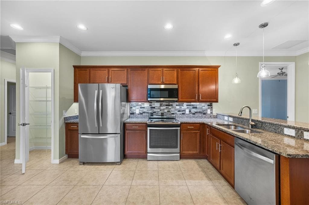 1511 Oceania DR S-9