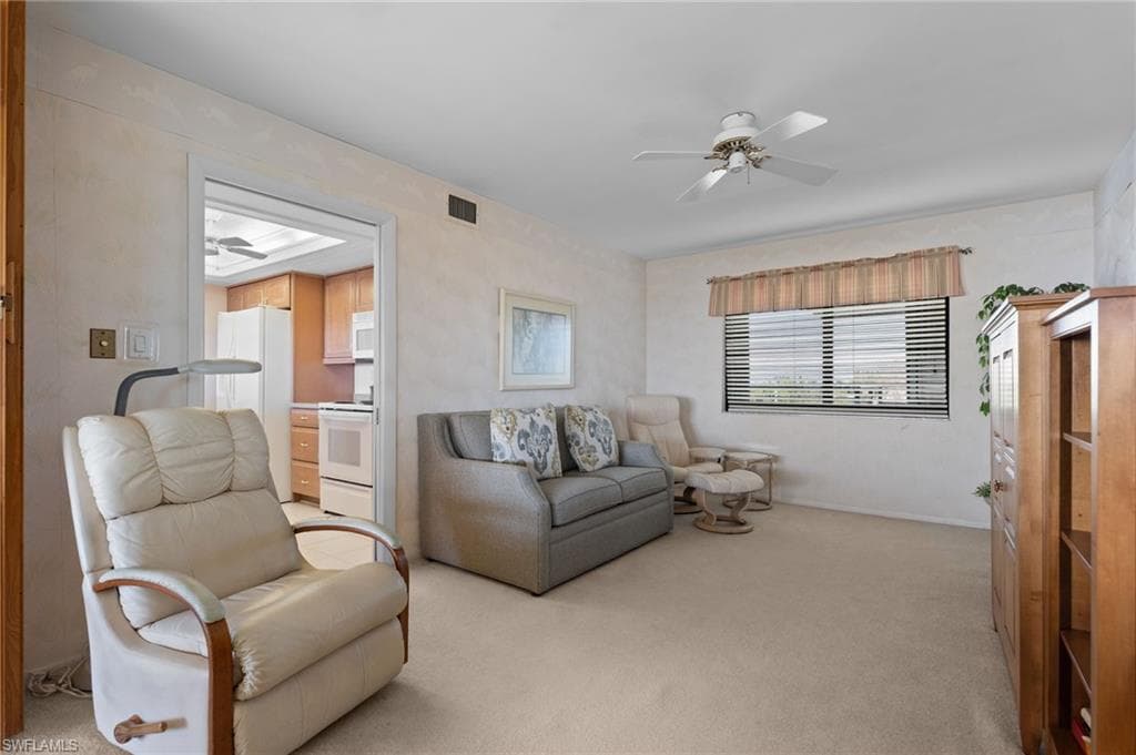 1605 Middle Gulf DR # 310, SANIBEL FL 33957-19