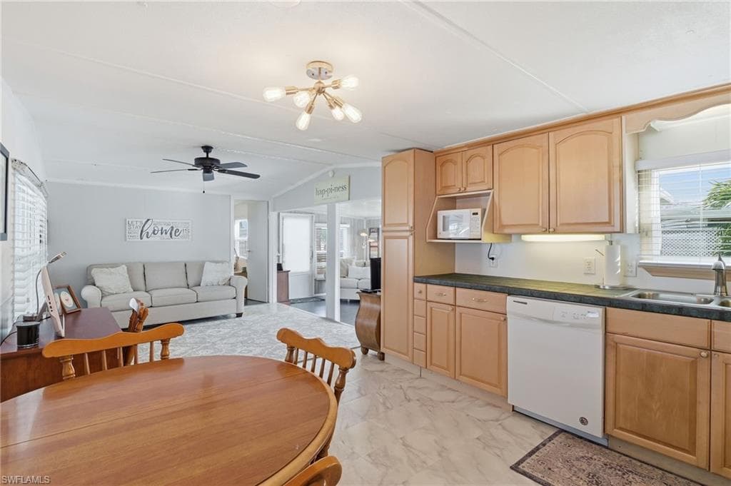 24 Cheyenne TRL # 167, NAPLES FL 34113-6