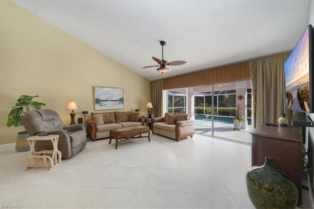 4198 Royal Wood BLVD-8