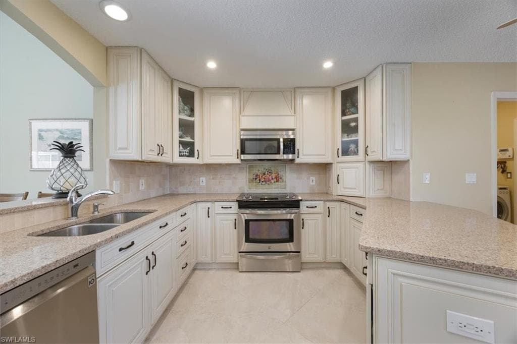 4198 Royal Wood BLVD-3