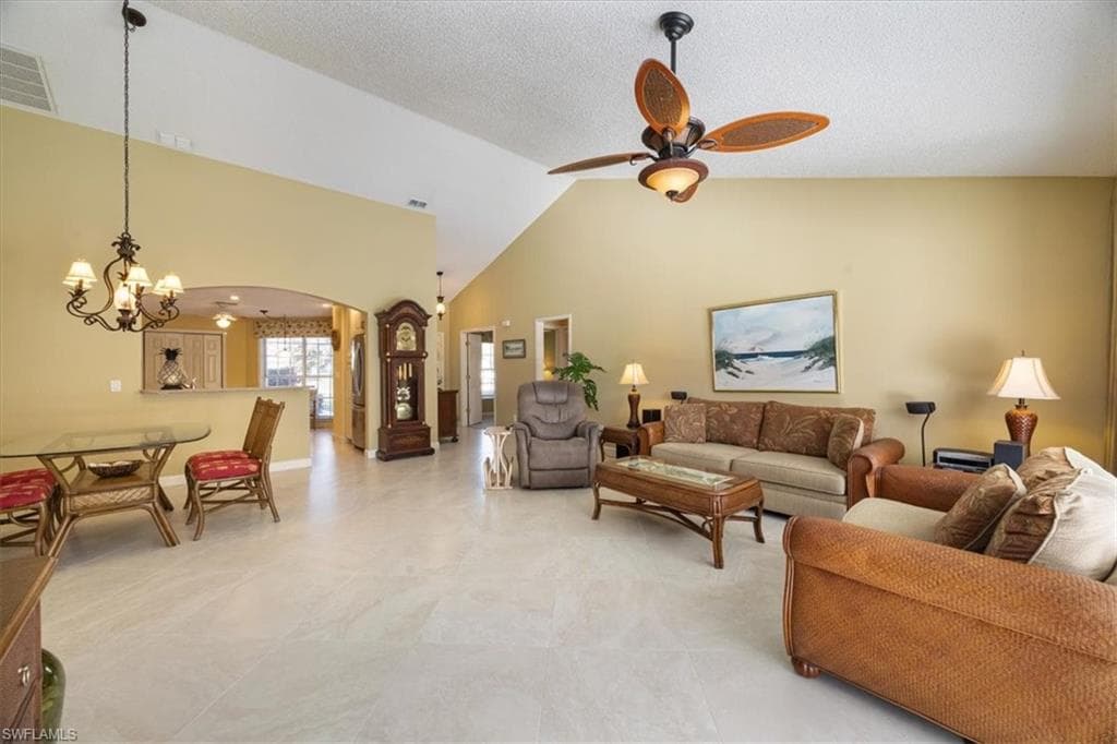 4198 Royal Wood BLVD-7