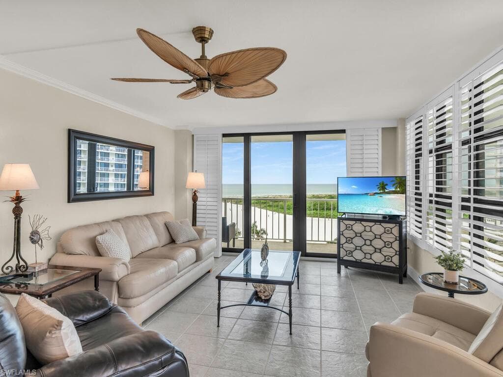 260 Seaview CT # 803, MARCO ISLAND FL 34145-5