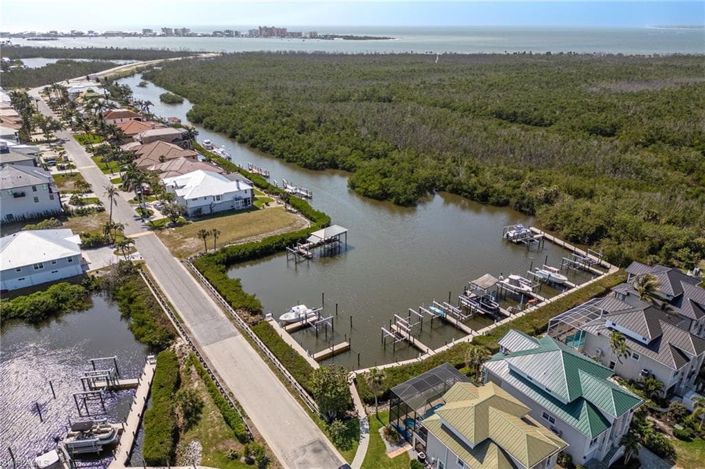 12206 Siesta DR, FORT MYERS BEACH FL 33931-46