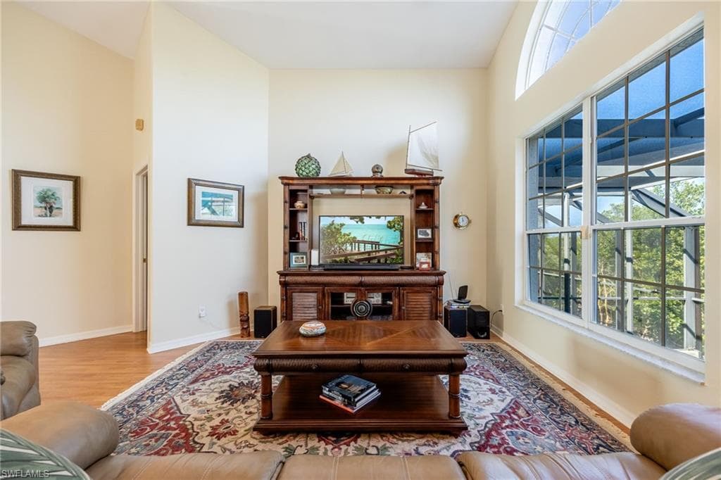 12206 Siesta DR, FORT MYERS BEACH FL 33931-19