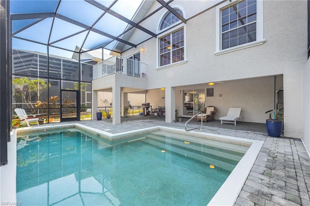 12206 Siesta DR, FORT MYERS BEACH FL 33931-3