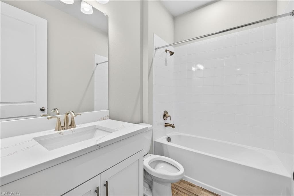 4563 Arboretum CIR # 202, NAPLES FL 34112-17